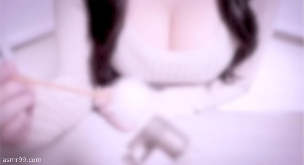 真琴Macoto用松软的梵天掏耳朵