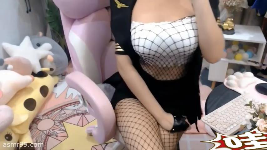 白鹿姬飞机福利ASMR_网袜性感舔耳