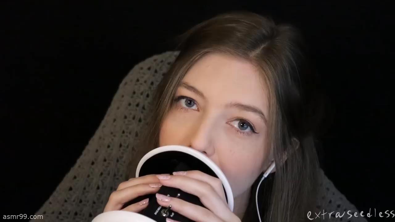 高颜值小姐姐的立体声吃耳朵ASMR