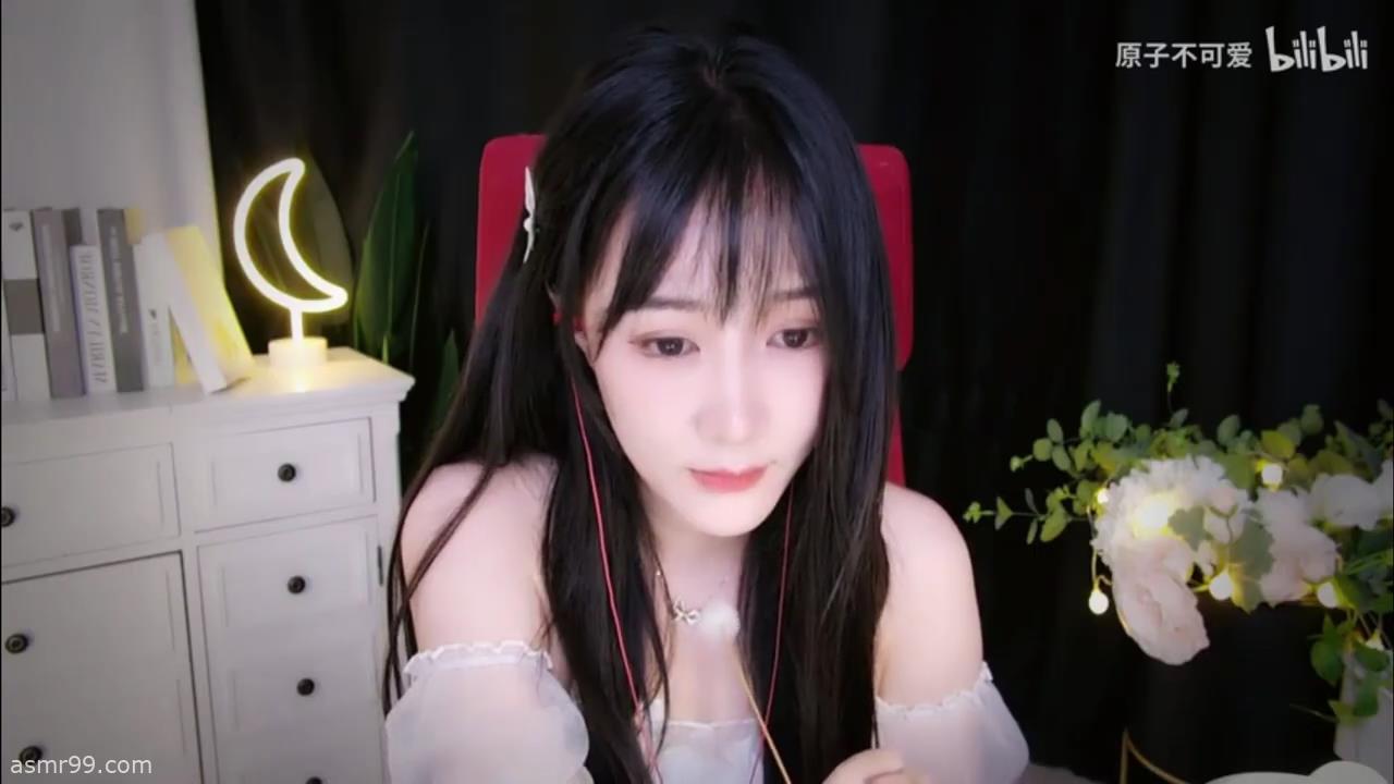 原子不可爱ASMR_急速棉棒掏耳