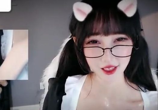 张爱玲Aily_小女仆给主人催眠