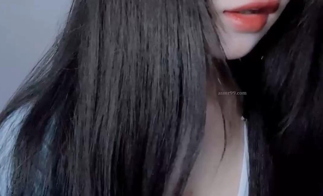 晚婉吥想睡_近距离制服舔耳