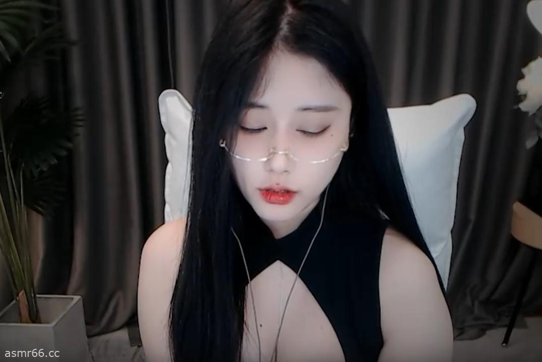 虎牙雪寒魔法书_眼镜娘给你放松