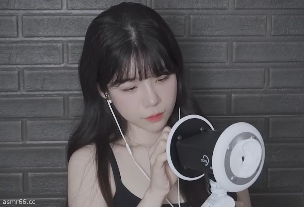 yeonchu助眠_偏硬的棉棒帮你清洁耳朵