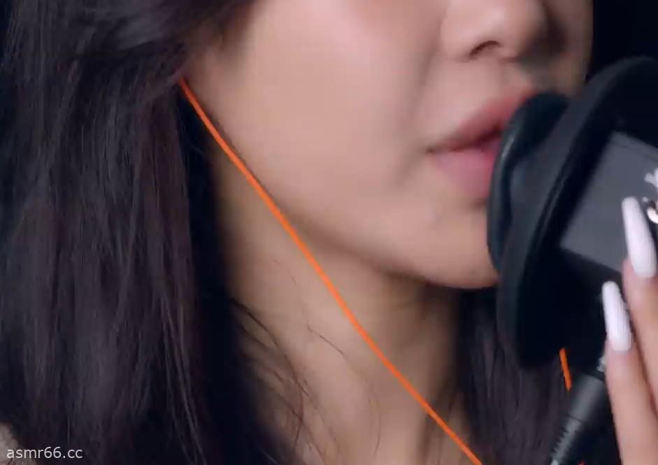 小萌轻音_缓慢的舔舐你耳朵