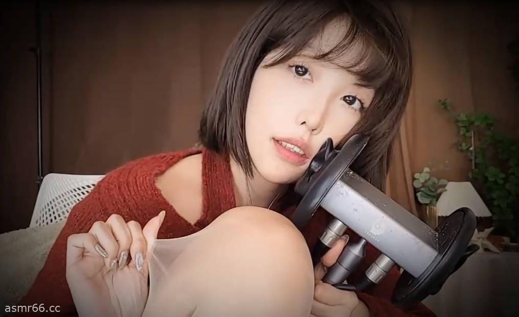 酥酥学姐_桌子下的视角肉丝搓耳