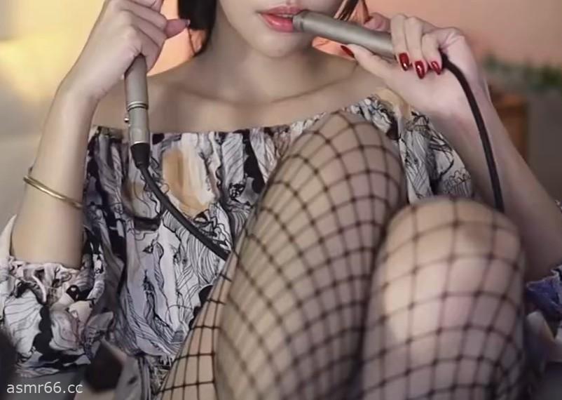 酥酥学姐_网袜口腔音舒服