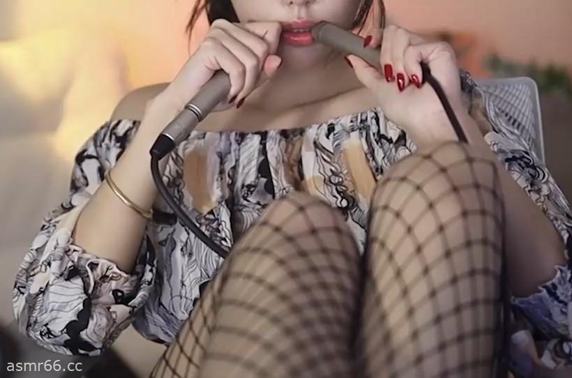 酥酥学姐_网袜口腔音舒服