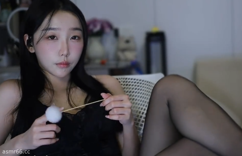 酥酥学姐助眠_御姐采耳师_