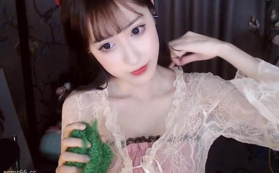 虎牙柳婉音ASMR_口腔音耳部按摩