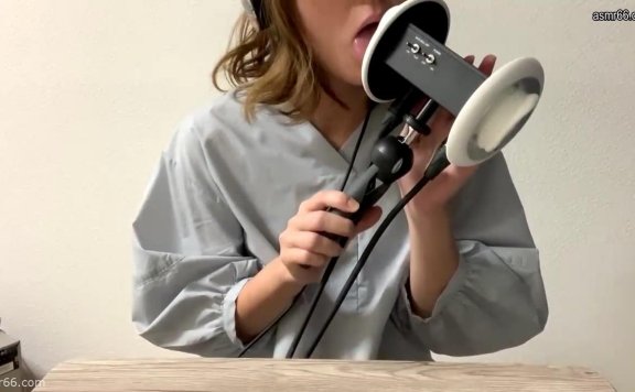 MARO ASMR 外国小姐姐的舔耳