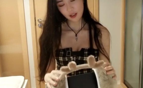 斗鱼kiki瓜舔耳及各种触发音ASMR