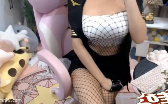 白鹿姬飞机福利ASMR_网袜性感舔耳