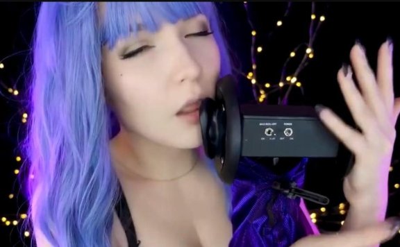 kittyklaw蓝发小姐姐陶醉的舔耳