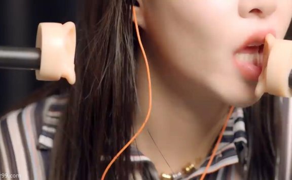 小萌ASMR_柔软的小舌头舔耳720P