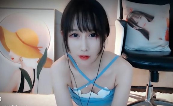 阿稀稀助眠_b站未过审视频—VR