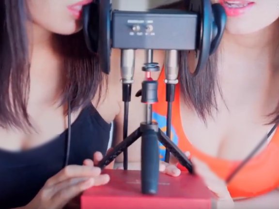 TOIKI ASMR_穿着瑜伽服的姐姐添你的双耳