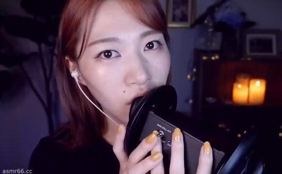 SARA ASMR_吃耳朵耳边吹气助眠