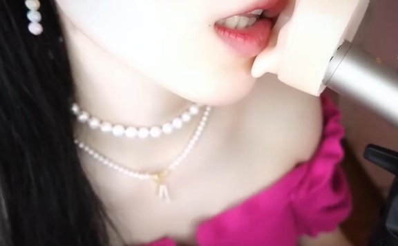 小羊喵舰长视频_甜甜小耳朵和轮流吃麦