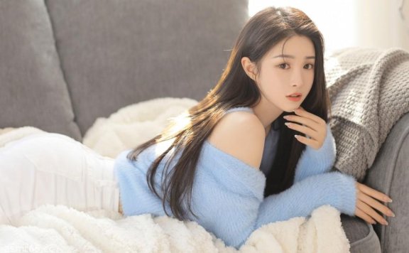 小晶晶软糖_被窝里的小野猫