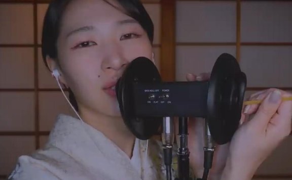 Sara 助眠_采耳店里耳边零距离接触老板娘