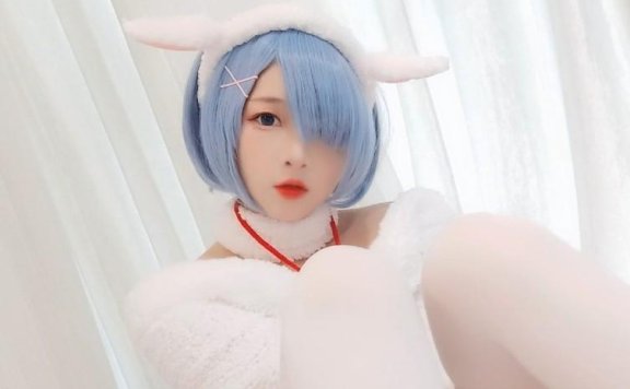 草莓味小圆-吃掉哥哥的耳朵