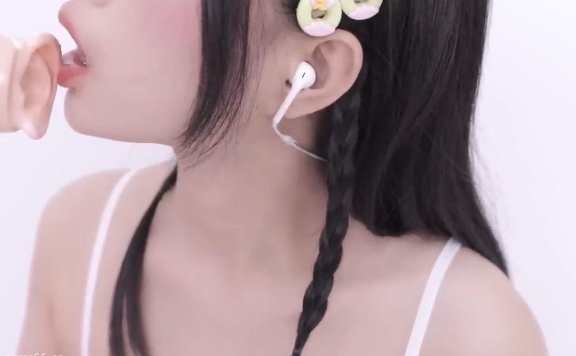 晓美ASMR_湿哒哒的舔耳
