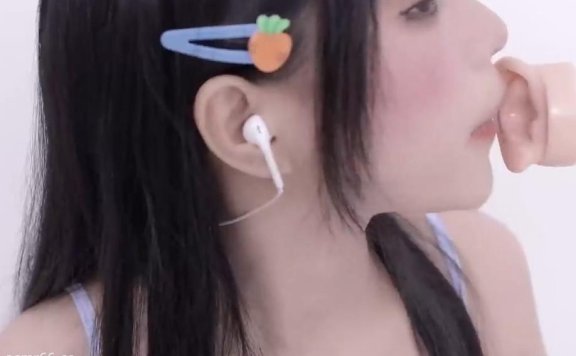 晓美ASMR_慢慢的舔舐你整個耳朵