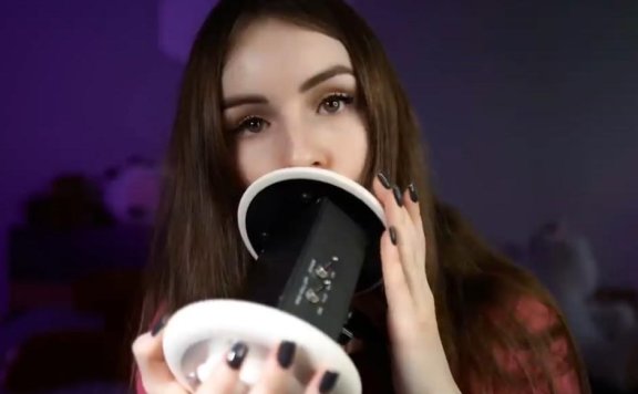 Malinkaa98_一口一口吃掉你的耳朵