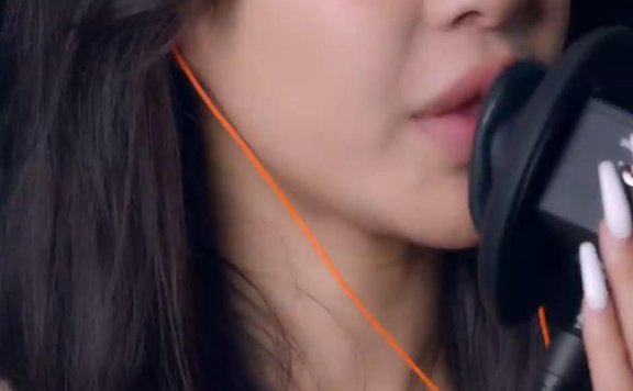 小萌轻音_缓慢的舔舐你耳朵