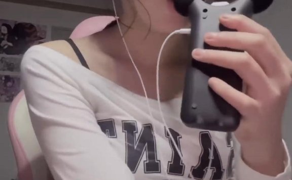 니니짱ASMR_嘴巴摩擦麦克风的声音