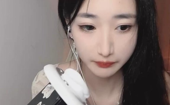 啵啵梨添耳视频情合集