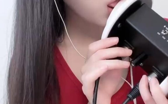 YUUU ASMR吃耳朵在线