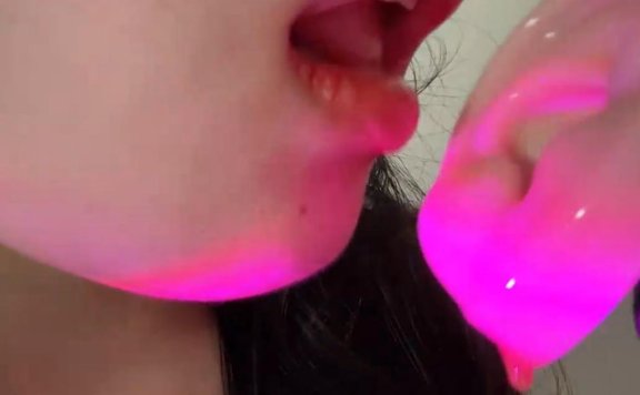 小鹿大困包付费_黏糊糊甜耳轻喘息