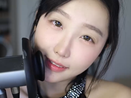 酥酥学姐_暴力舔耳老司机