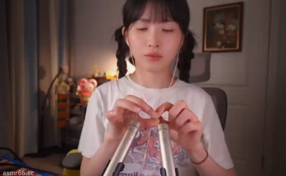 芝麻对辣_酥爽磨麦，刮耳抓挠头部