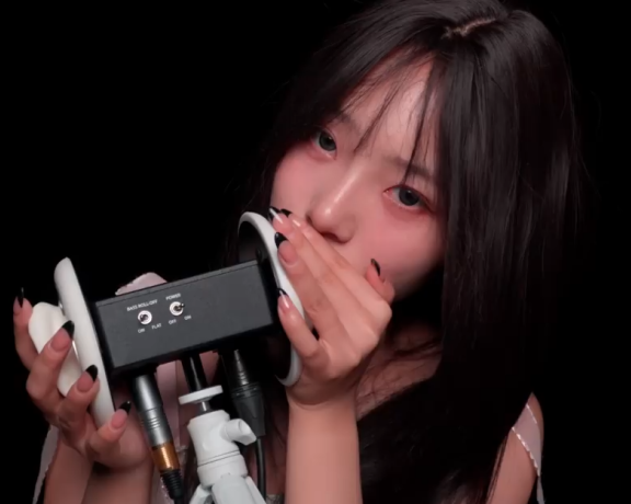 火花助眠油管_超甜舔耳