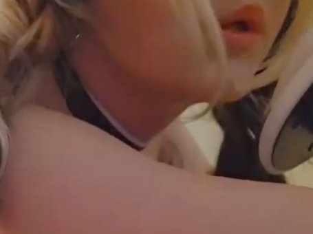 Lyrica ASMR_放轻松让我把你甜干净