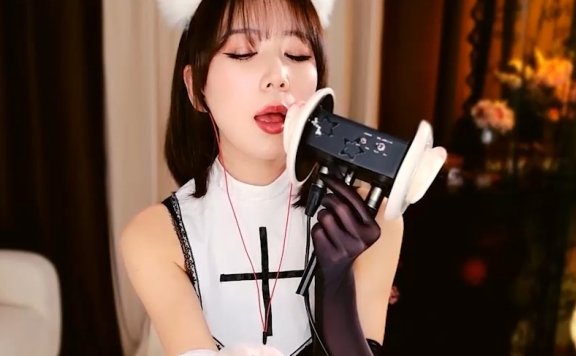 圈圈视频_黑白双丝修女