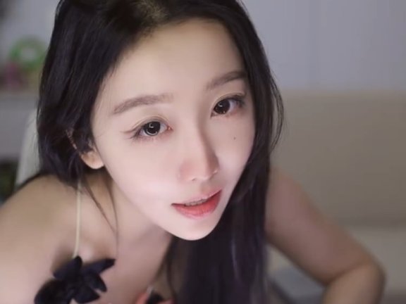 酥酥学姐_被同学妈妈照顾